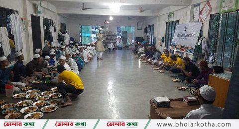 ভোলায় ভিবিডি’র উদ্যেগে মাদ্রাসার শিক্ষার্থীদের সাথে ইফতার ও দোয়া মাহফিল