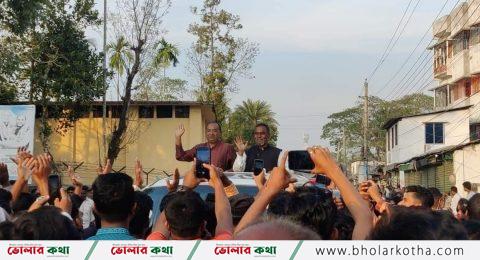 সহস্ত্রাধীক মোটরসাইকেল যোগে মহব্বতজান চৌধুরীর পক্ষ থেকে এমপি মুকুলকে বরণ ।