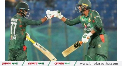 বাংলাদেশ টেনেটুনে ১৫০ ছাড়াল যুক্তরাষ্ট্রের সঙ্গেও