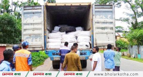 ভোলায় ১০ হাজার কেজি পলিথিন জব্দ