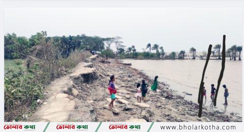 উপকূলে শহর রক্ষা বাঁধসহ ৯ কিলোমিটার বেড়ীবাধ বিধ্বস্ত -ঘূর্ণীঝড় “ডানা”