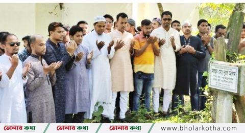 শত সহযোদ্ধার আত্মত্যাগের বিনিময়ে স্বৈরাচার শেখ হাসিনার পতন হয়েছে