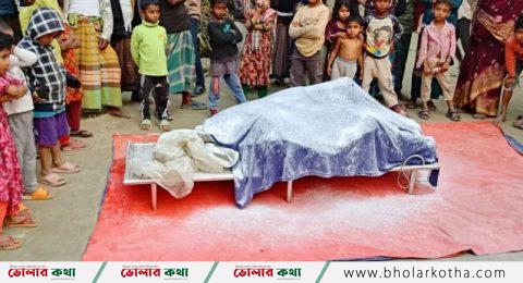 বাল্কহেডের ধাক্কায় নিখোঁজ জেলের মরদেহ ৯ দিন পর উদ্ধার