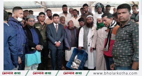 প্রকাশ্যে জাটকা বিক্রির দায়ে ২ জনের জরিমানা