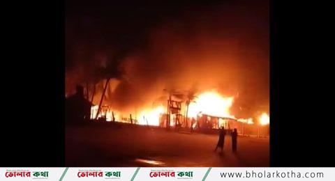 ভয়াবহ অগ্নিকাণ্ডে সেন্টমার্টিনে তিন রিসোর্ট পুড়ে ছাই