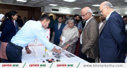 মানুষকে ছিনতাইকারীদের হাত থেকে বাঁচাতে ডিভাইস উদ্ভাবনের মনপুরার ক্ষুদে বিজ্ঞানীর ঘোষণা