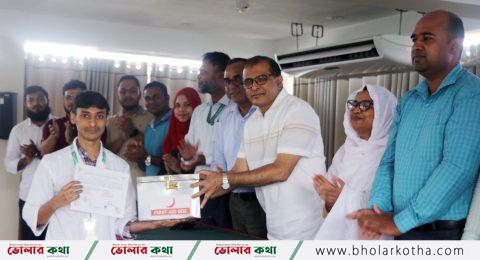 ভোলায় ৩০ প্রশিক্ষনার্থীর মাঝে সনদপত্র ও টুলস বিতরণ