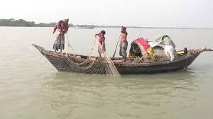 নিষেধাজ্ঞার দুই সপ্তাহেও সরকারি চাল পায়নি ৬৫ হাজার জেলে