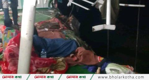 মেঘনায় ঘন কুয়াশায় দুই লঞ্চের সংঘর্ষ : নিহত-৪