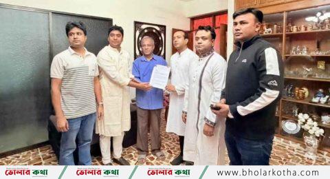 ছাত্রদলের স্মারকলিপি “হাদি হত্যার বিচার চেয়ে” স্বরাষ্ট্র উপদেষ্টাকে